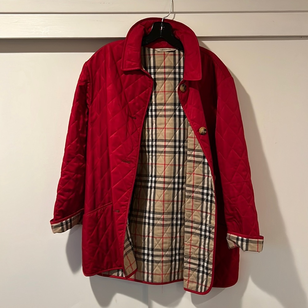 Burberry jacket red with traditional plaid lining
